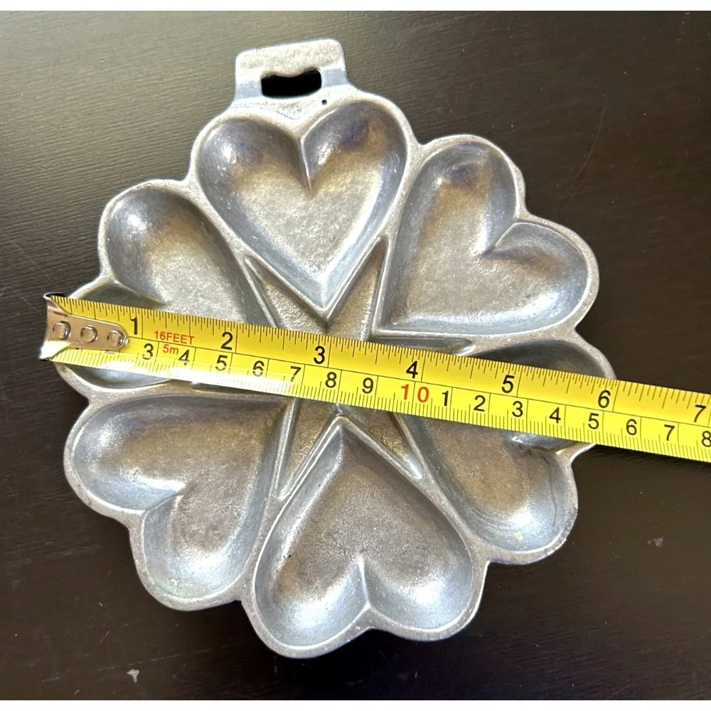 Vintage Cast Iron Hearts & Stars Muffin Cookie Mold Pan Primitive Folk 5-6